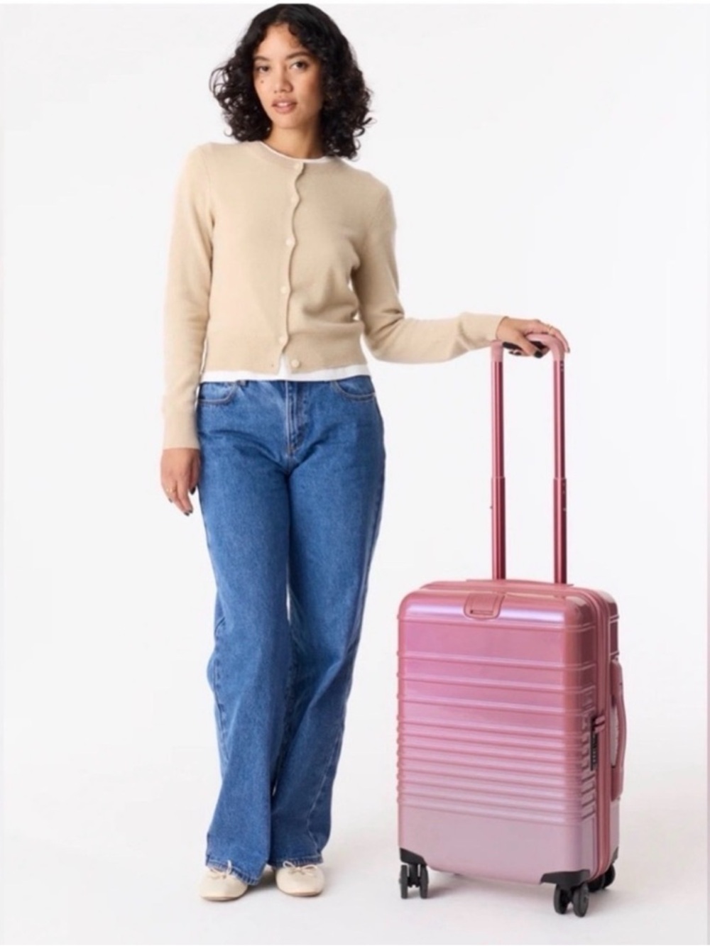 Beis Wicked Collection Carryon - Picture 4 of 4